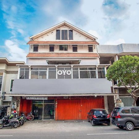 Oyo 164 Ang'S Residence Krukah Екстериор снимка