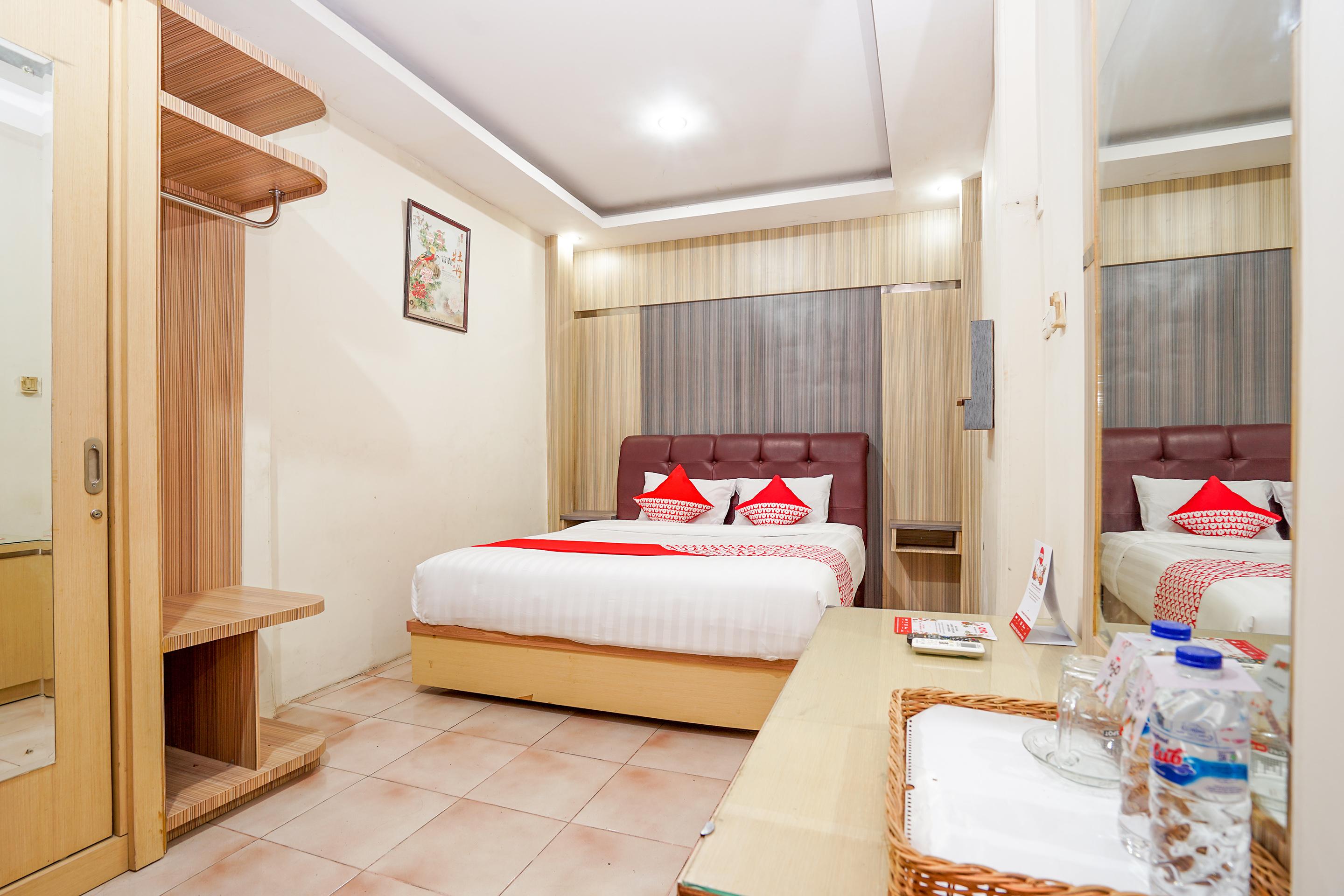 Oyo 164 Ang'S Residence Krukah Екстериор снимка