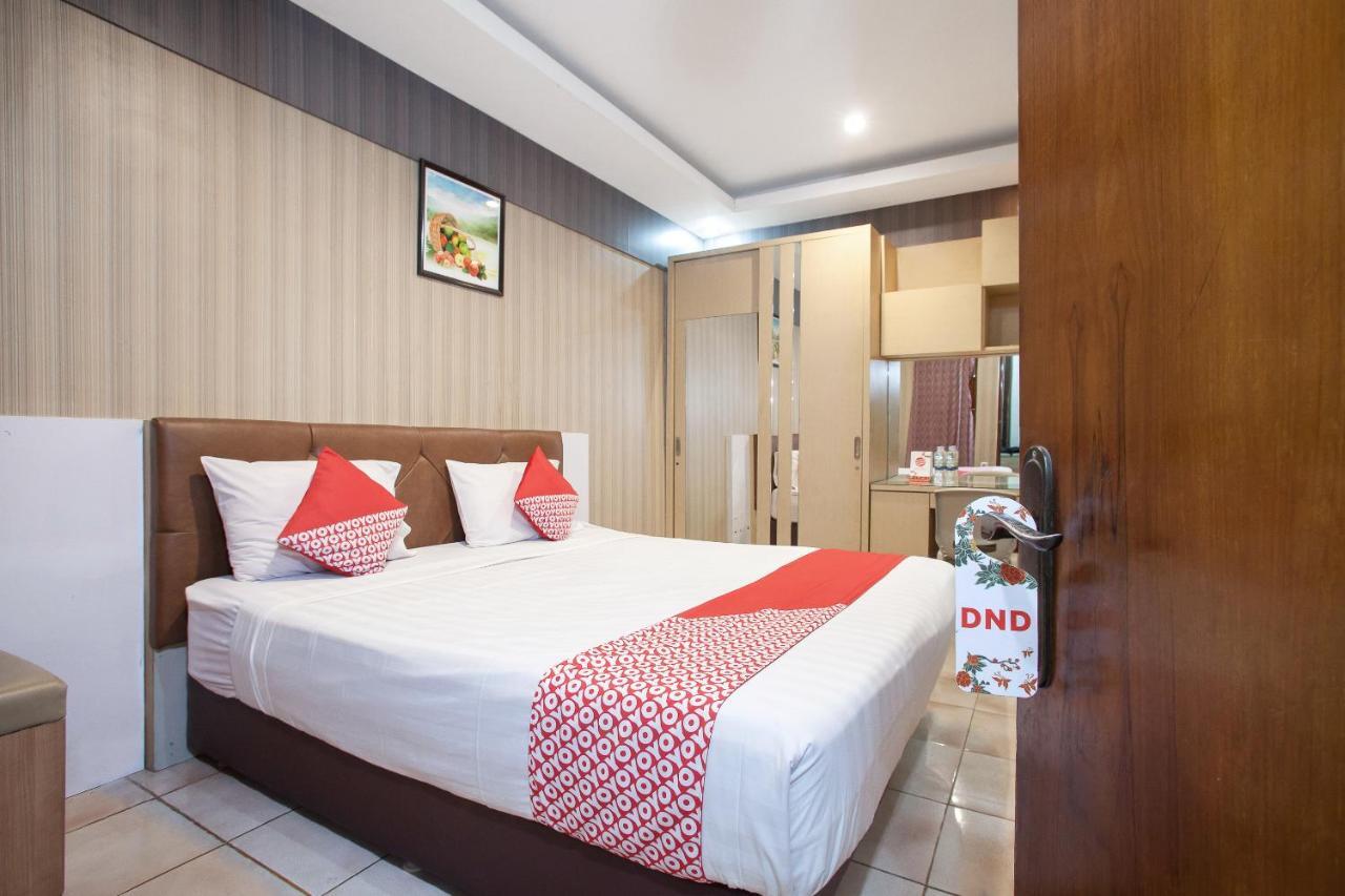 Oyo 164 Ang'S Residence Krukah Екстериор снимка