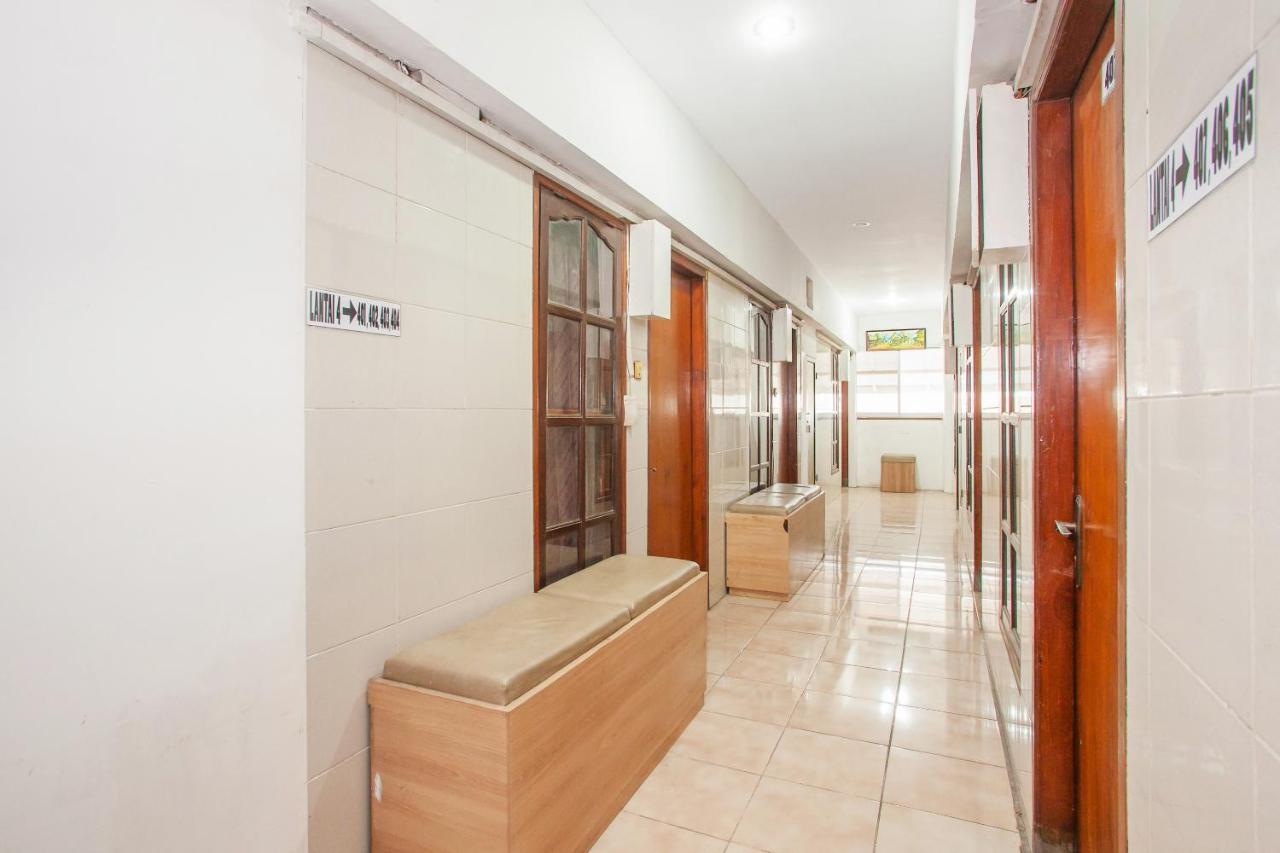 Oyo 164 Ang'S Residence Krukah Екстериор снимка