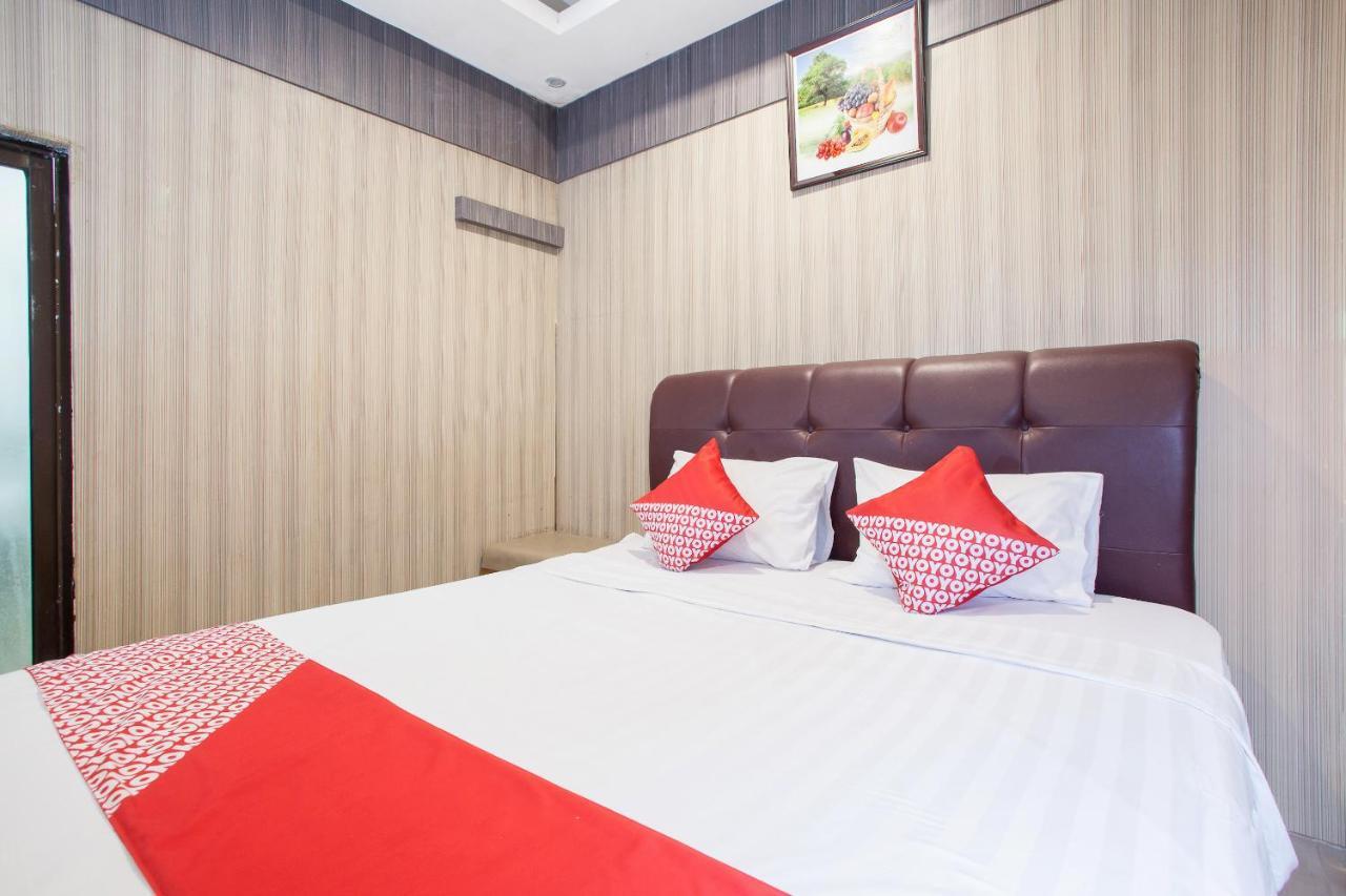 Oyo 164 Ang'S Residence Krukah Екстериор снимка