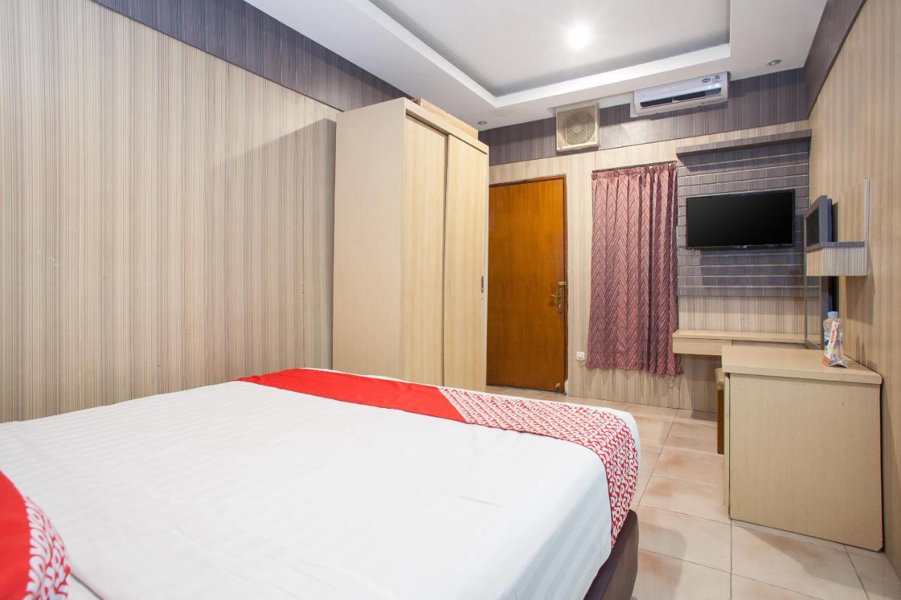 Oyo 164 Ang'S Residence Krukah Екстериор снимка